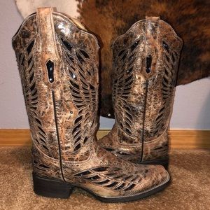 Corral Western Boots🌼